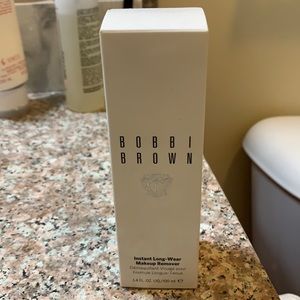 Bobbi Brown instant long wear makeup remover